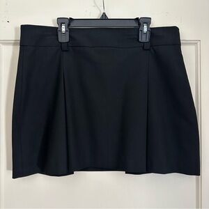 Aritzia Sunday Best Mini Pleated Bebe Skirt